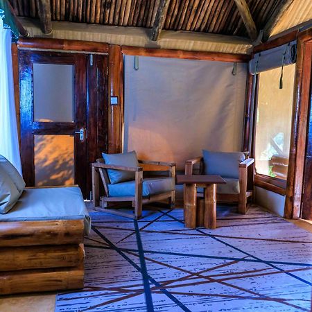 Samburu Elephant Lodge Isiolo Екстер'єр фото