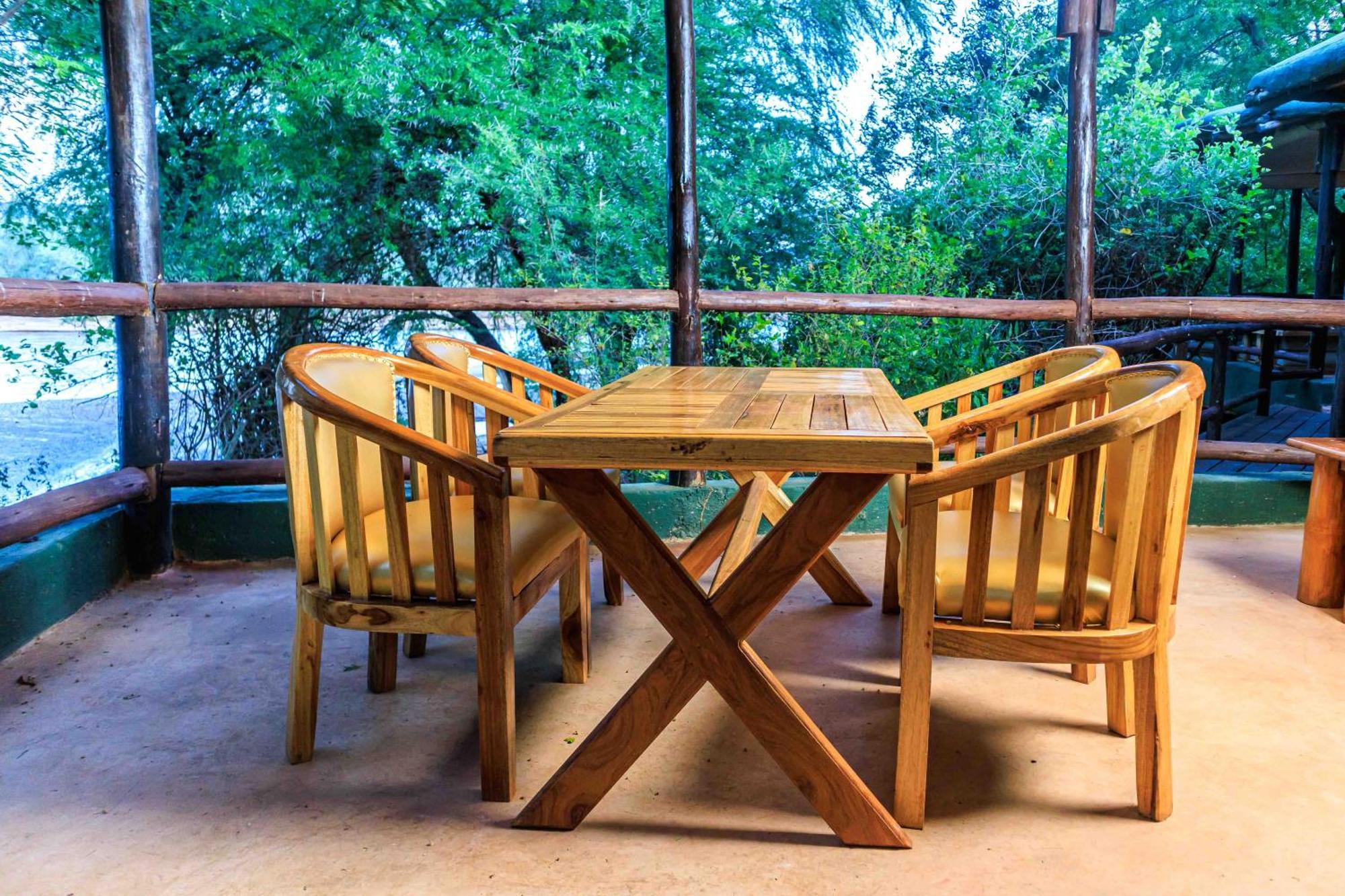 Samburu Elephant Lodge Isiolo Екстер'єр фото
